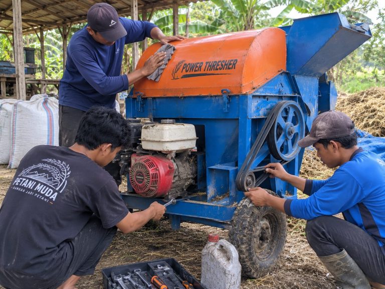 Tips Merawat Mesin Power Tresher